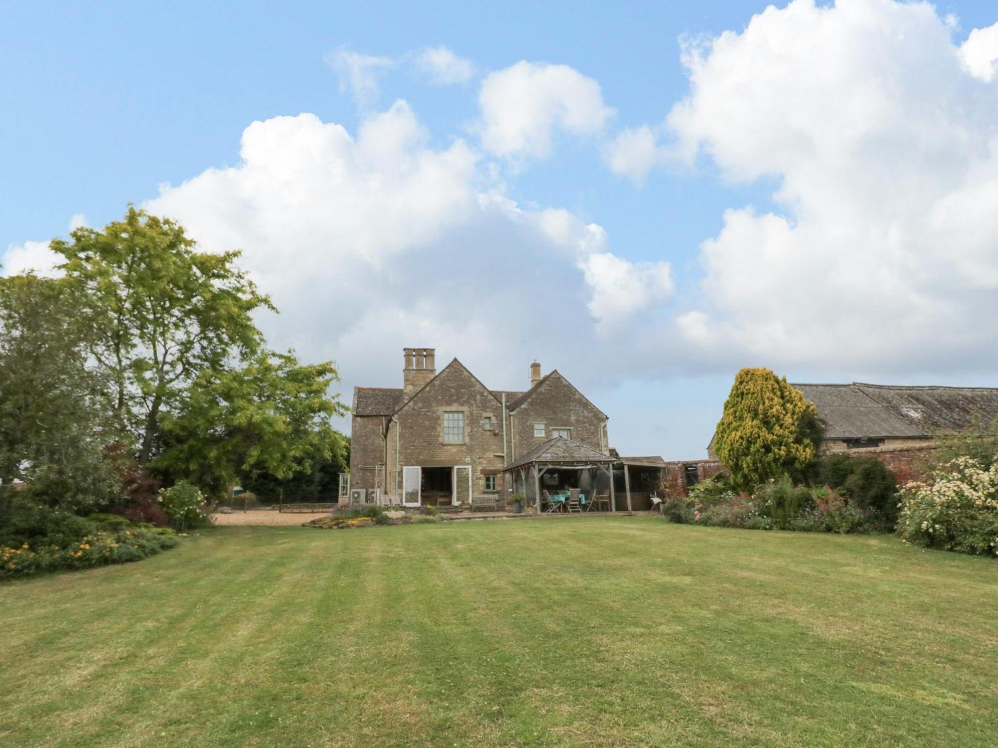 הוילה פטרבורו Glapthorn Manor מראה חיצוני תמונה